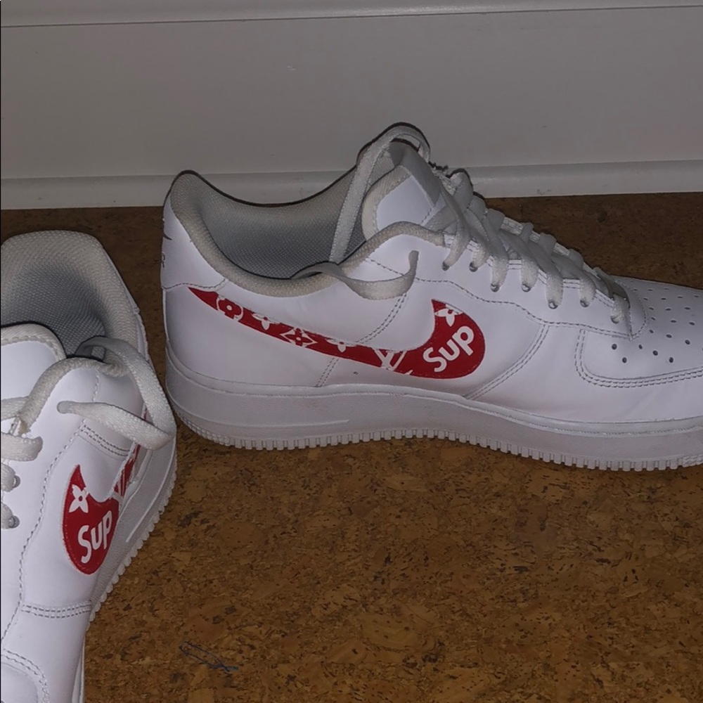 Customs: They are too big for me - Picture 3 of 5